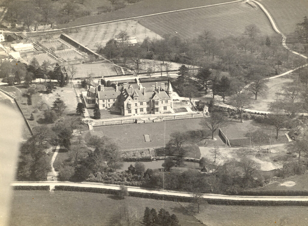 Aerial photograph of Foxbury taken from Edward Tiarks' private plane