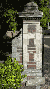 South Lodge on Kemnal Road